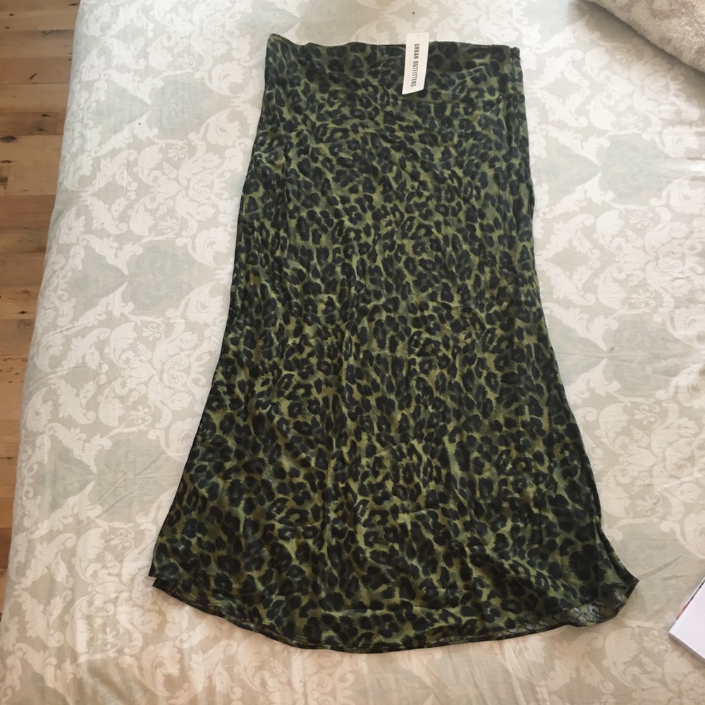 Urban Outfitters Satin Green Leopard Midi, NWT, L